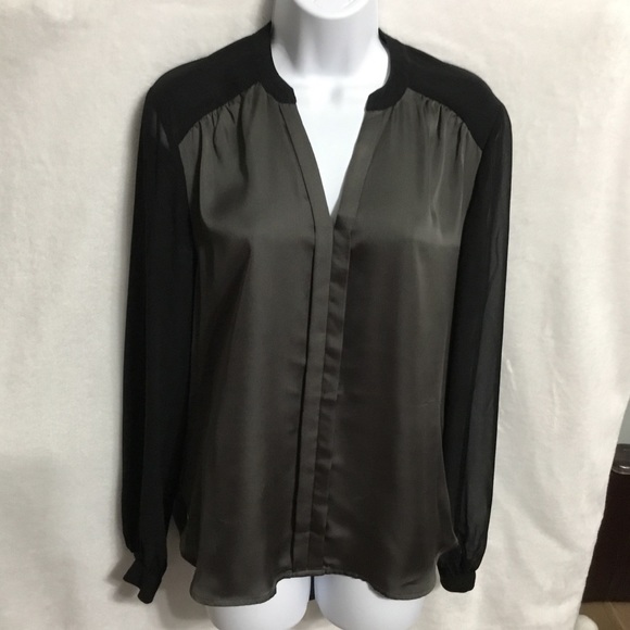 Kenneth Cole Chiffon/Satiny Blouse 🎖HP🎖 - Picture 1 of 14
